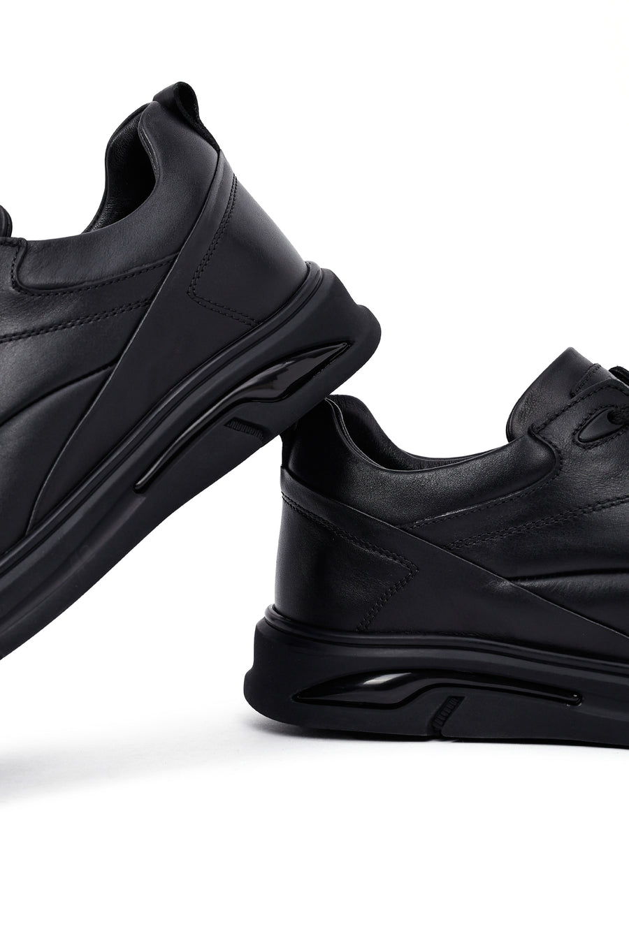 Men's Black Lace-Up Leather Casual Sneakers