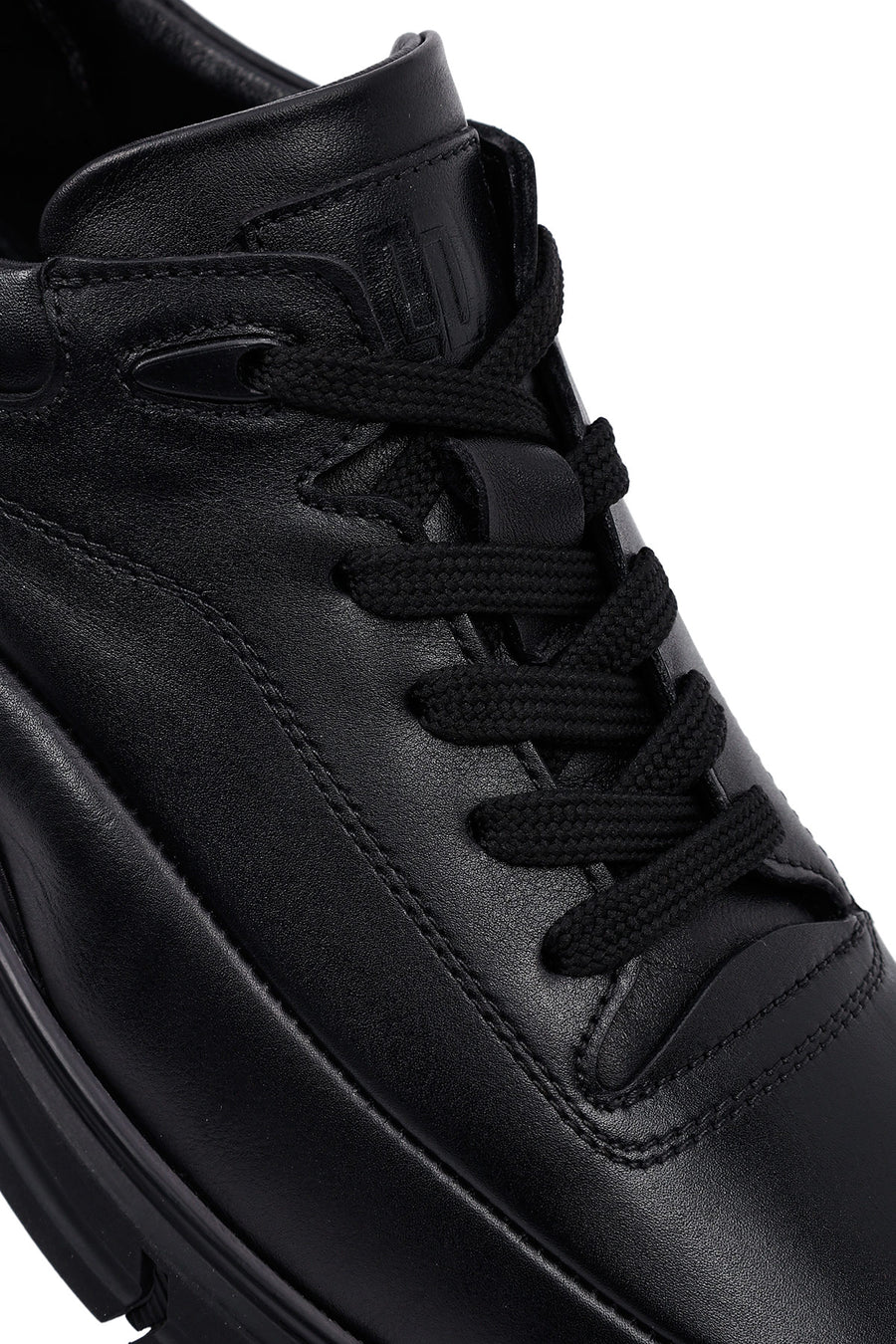 Men's Black Lace-Up Leather Casual Sneakers