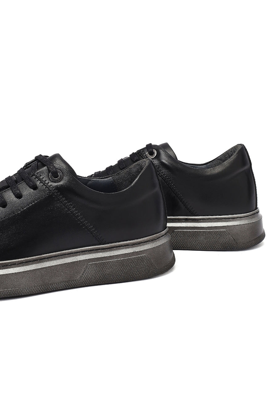 Erkek Siyah Bağcıklı Deri Sneaker