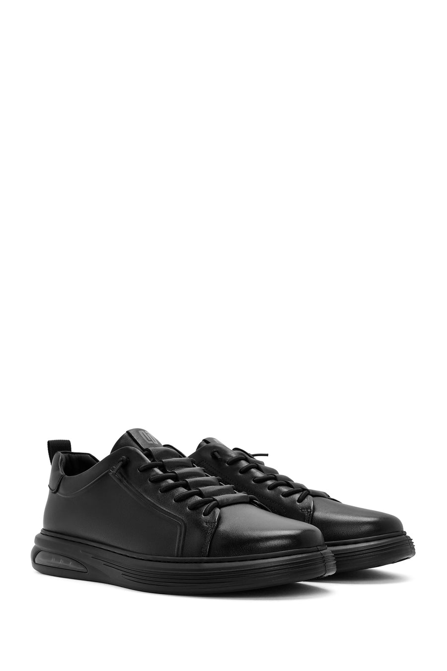 Men's Black Lace-Up Leather Sneaker