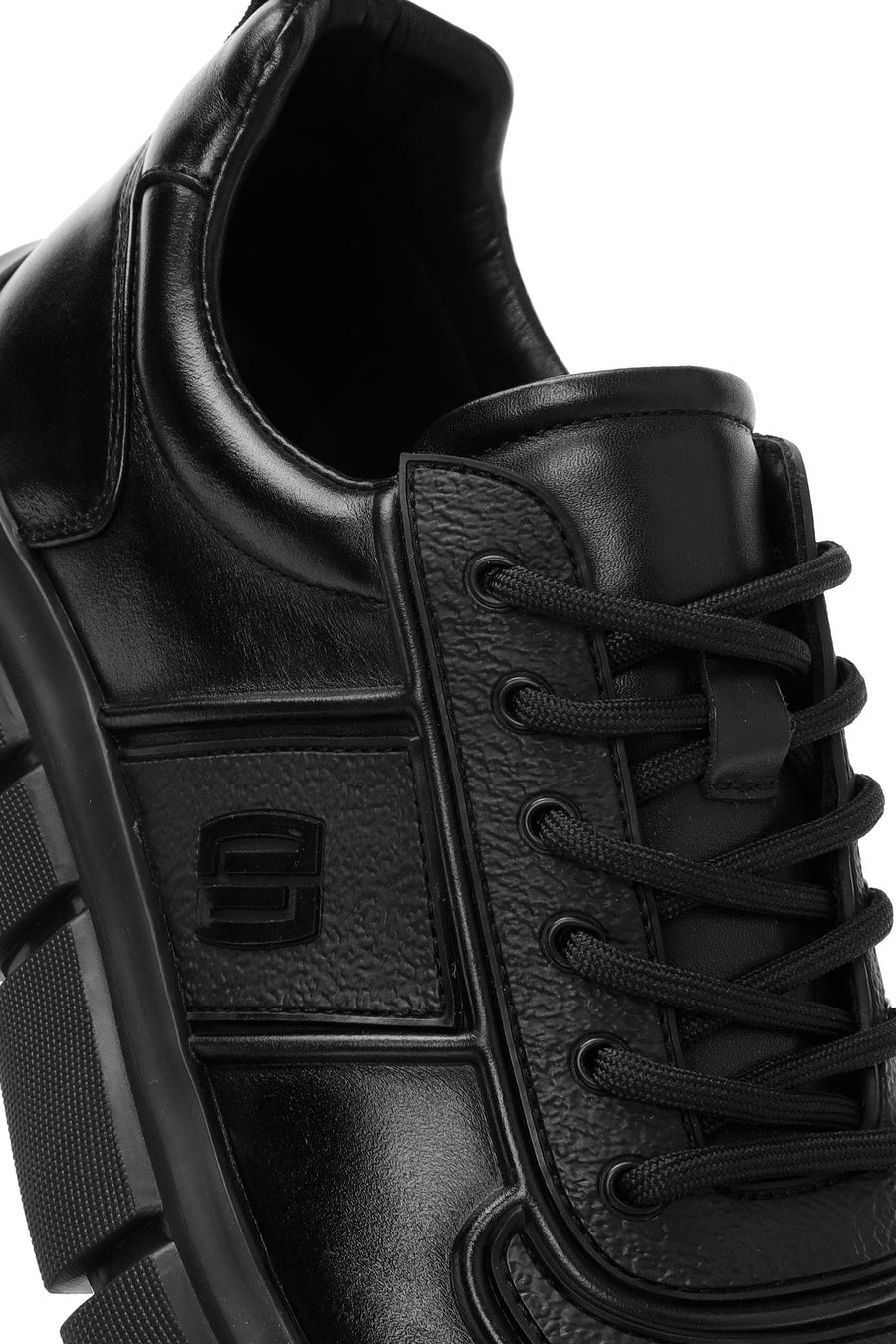 Erkek Siyah Bağcıklı Kalın Tabanlı Deri Casual Sneaker