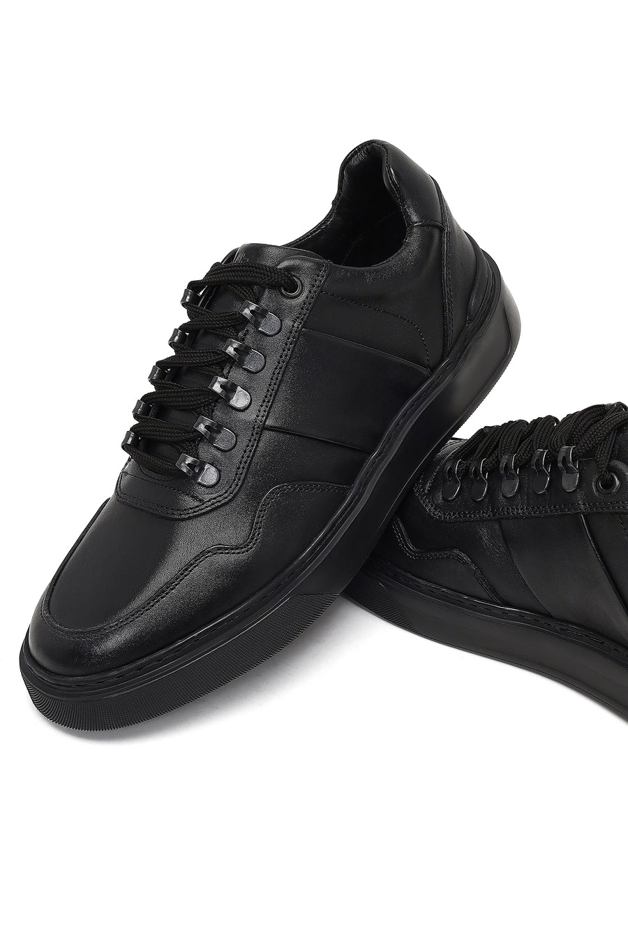 Erkek Siyah Bağcıklı Kalın Tabanlı Deri Sneaker