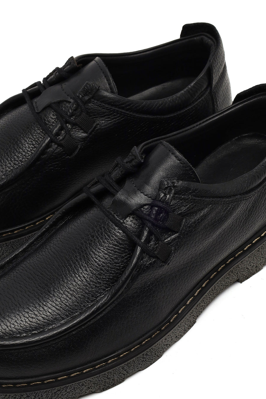 Men's Black Lace-Up Thick-Soled Leather Casual Shoe