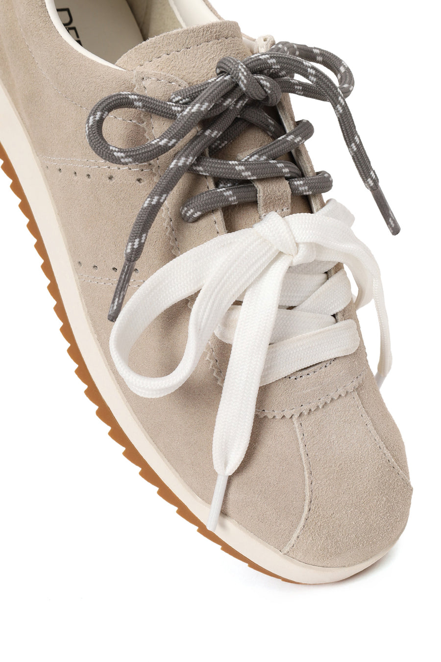 Kadın Açık Gri Bağcıklı Süet Deri Sneaker