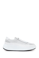 Kadın Beyaz Bağcıklı Kalın Tabanlı Deri Sneaker | Derimod