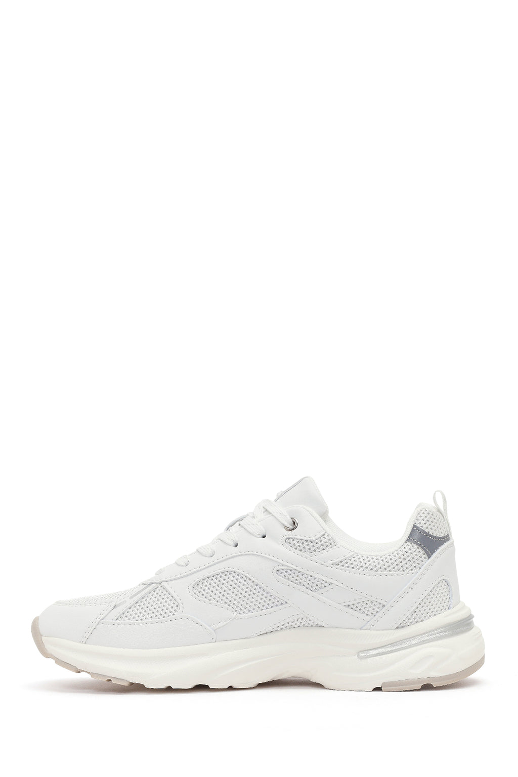 Kadın Beyaz Bağcıklı Kalın Tabanlı Sneaker