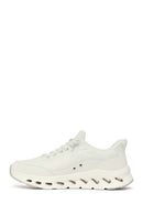 Kadın Beyaz Bağcıklı Kalın Tabanlı Sneaker | Derimod