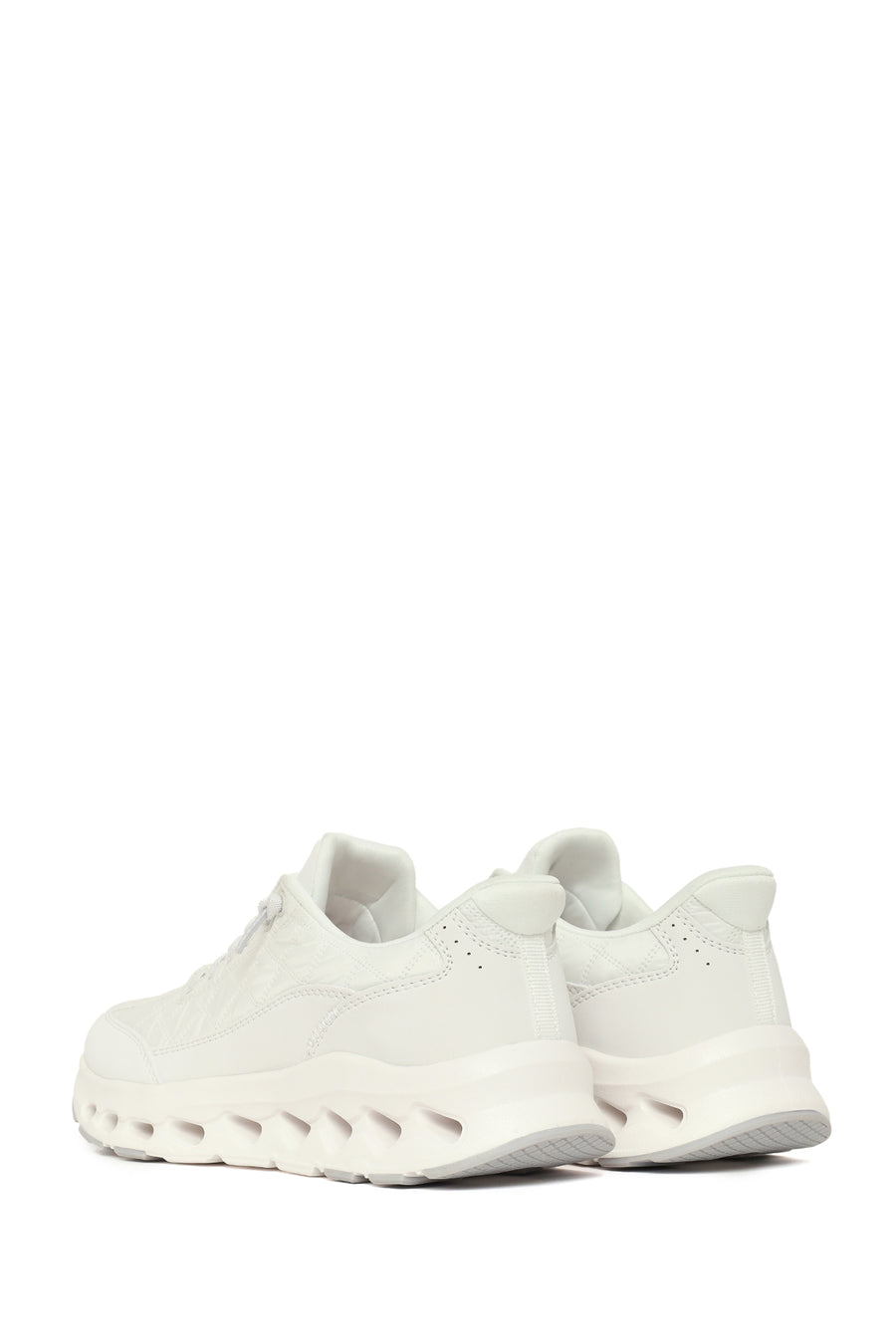 Kadın Beyaz Bağcıklı Kalın Tabanlı Sneaker