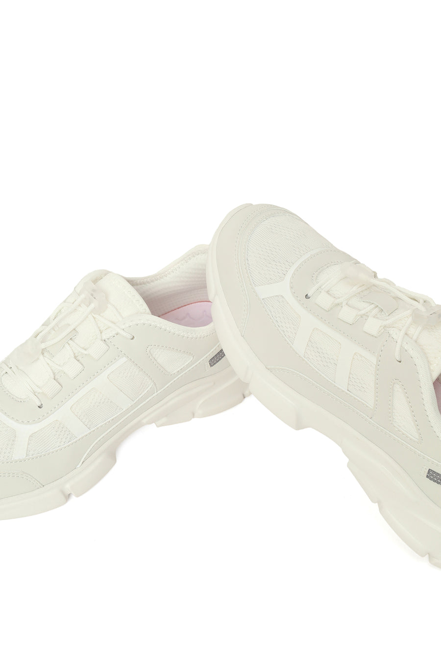 Kadın Beyaz Bağcıklı Kalın Tabanlı Sneaker