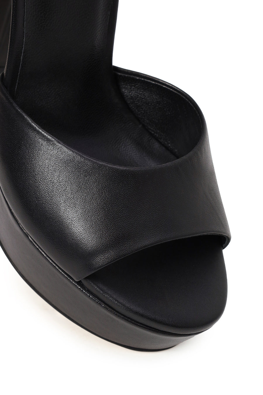Woman Black Ankle-Buckle High Chunky-Heel Platform Leather Sandal