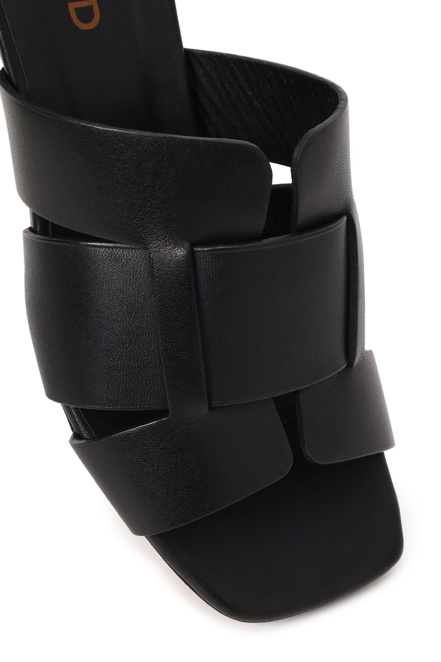 Woman Black Short Thick-Heeled Leather Slipper