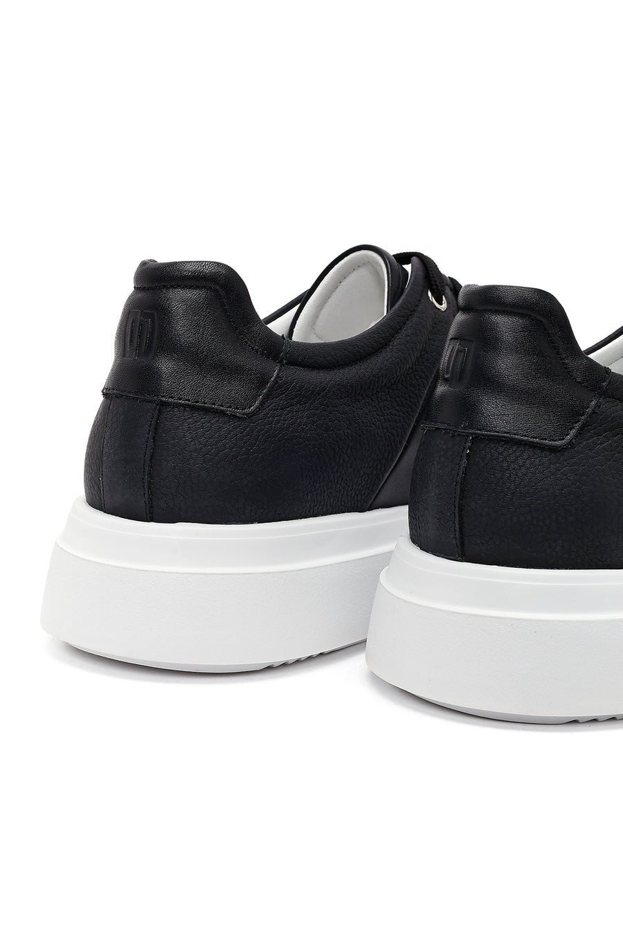 Erkek Siyah Bağcıklı Kalın Tabanlı Deri Sneaker