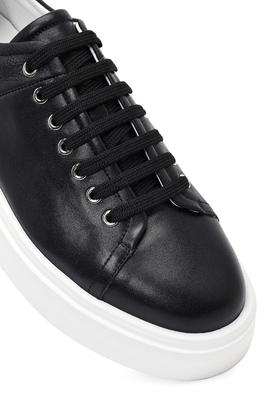 Erkek Siyah Bağcıklı Kalın Tabanlı Deri Sneaker