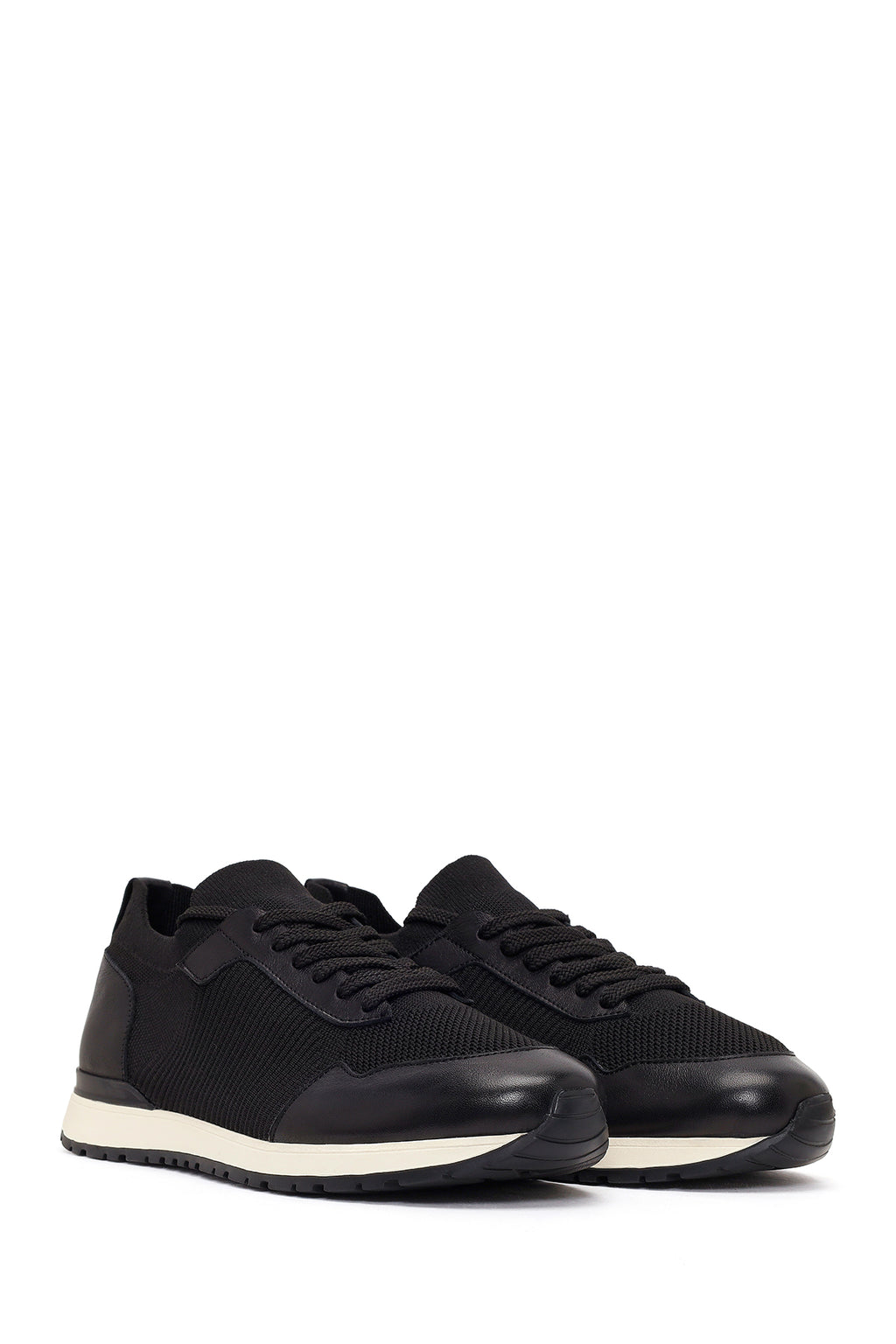 Erkek Siyah Bağcıklı Kumaş Sneaker