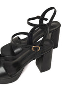 Woman Black Buckle Platform Chunky High-Heeled Sandals | Derimod
