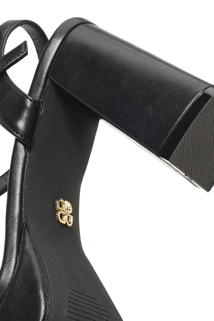 Woman Black Buckle Platform Chunky High-Heeled Sandals