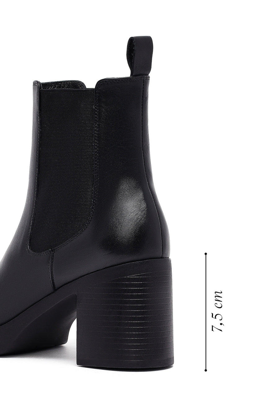Woman Black Chunky Heels Leather Chelsea Boots