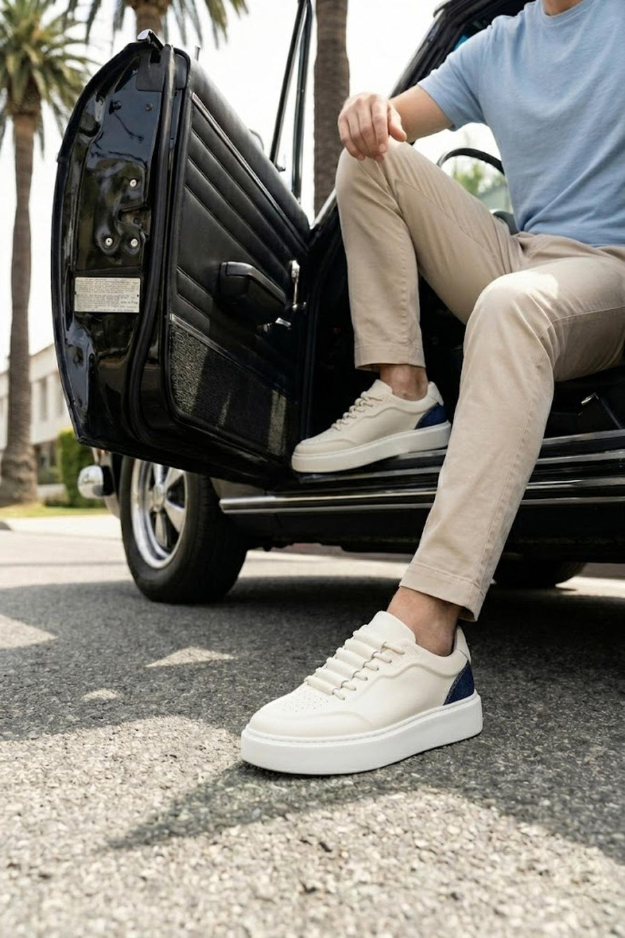 Male White Lace-Up Leather Sneaker