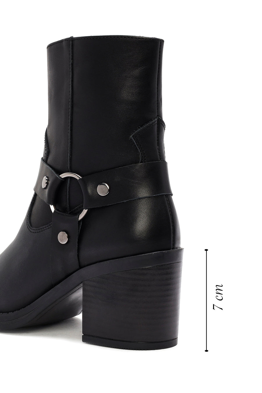 Women's Black Heeled Zippered Leather Boots