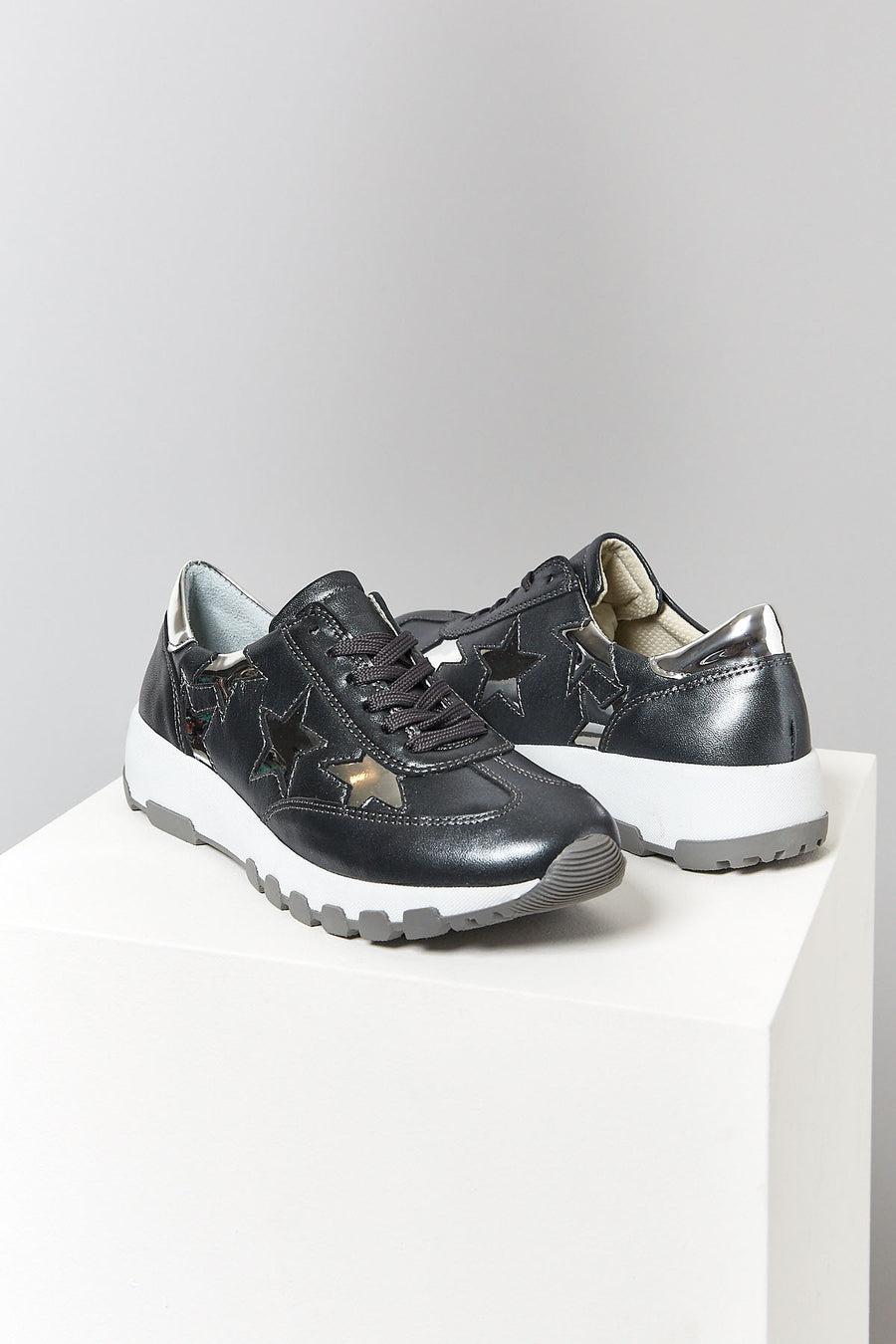 Star Detailed Women's Sports Shoes