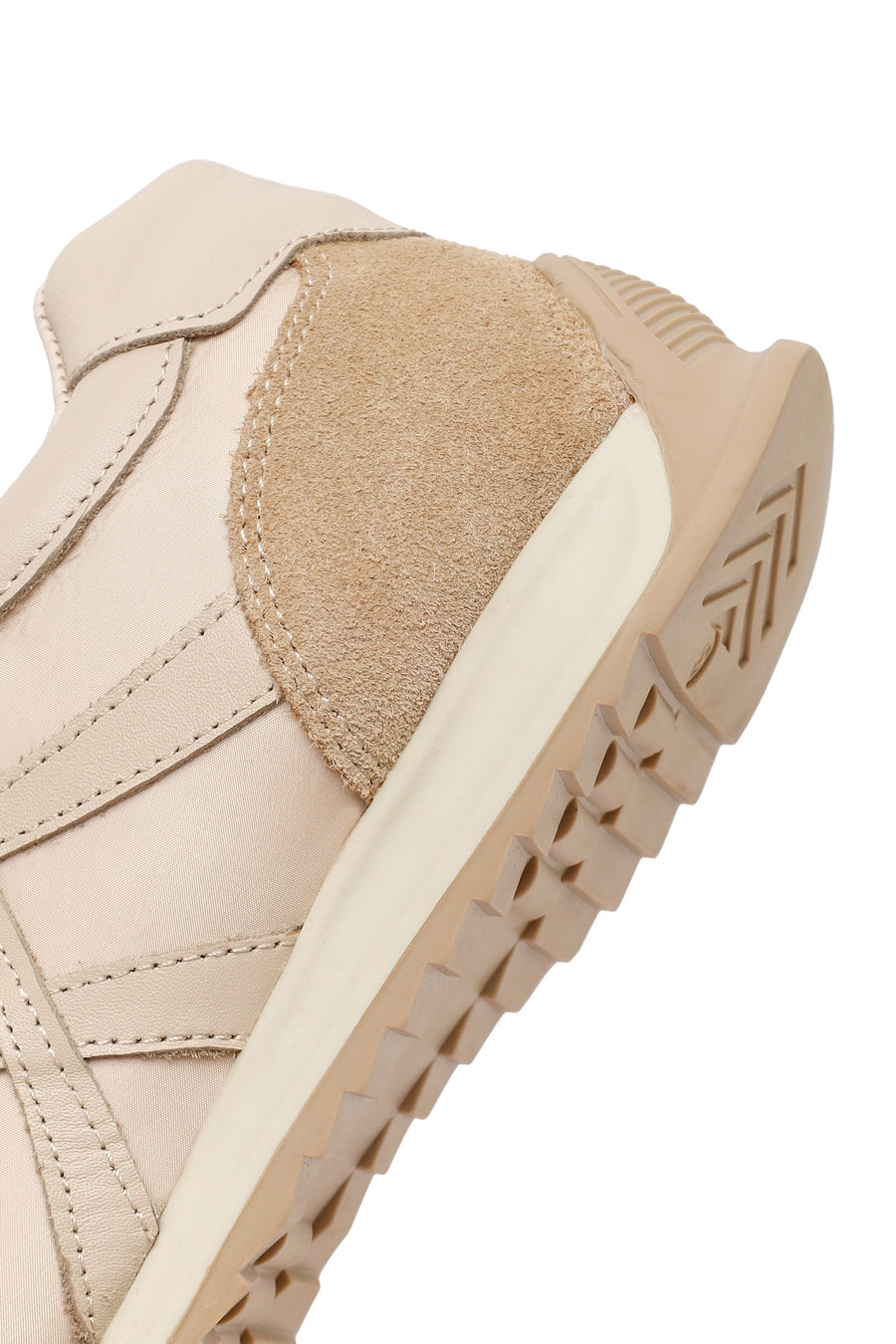 Woman Beige Lace-up Charm Leather Sneaker