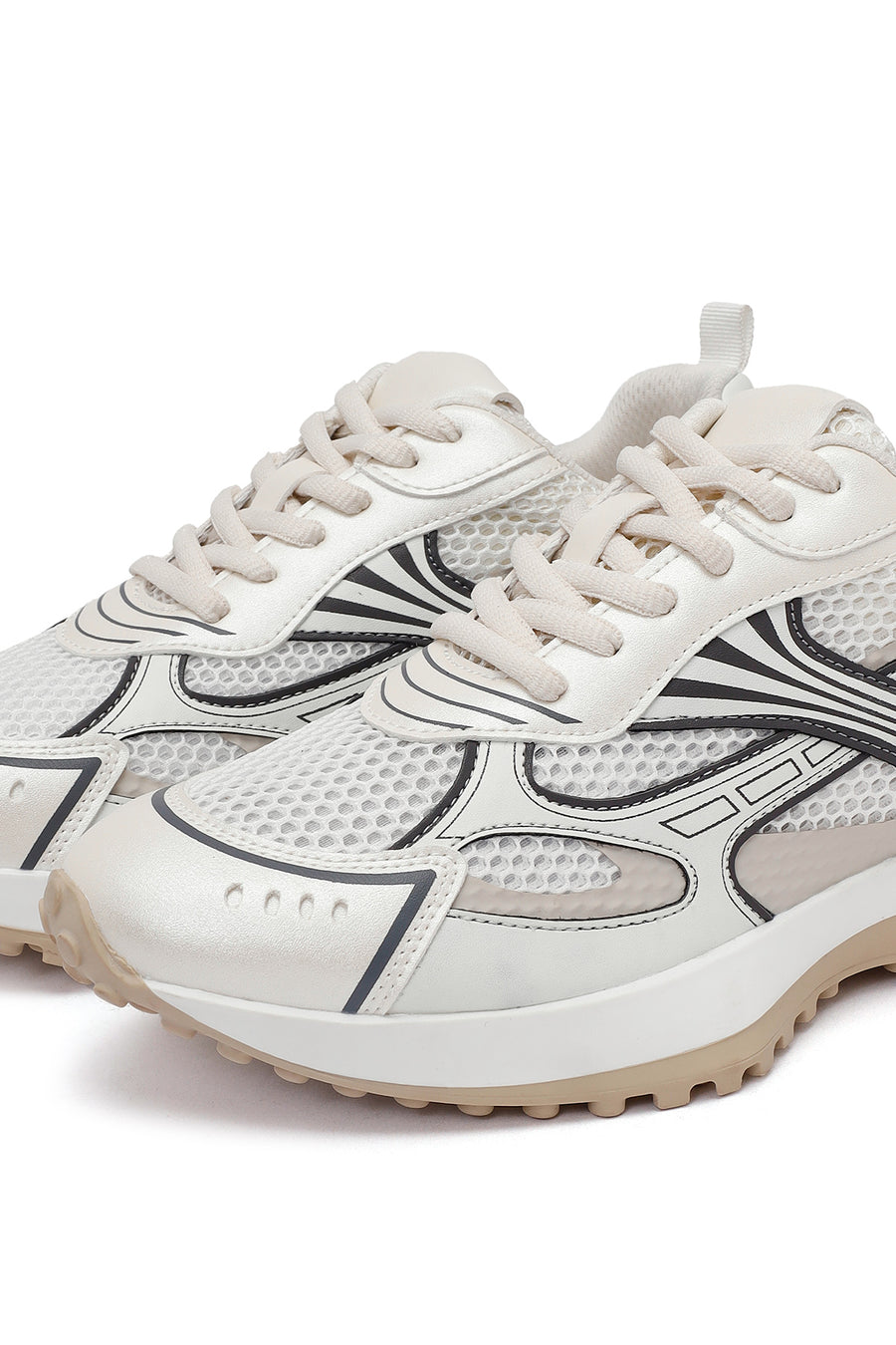 Kadın Beyaz Bağcıklı Kalın Tabanlı Sneaker