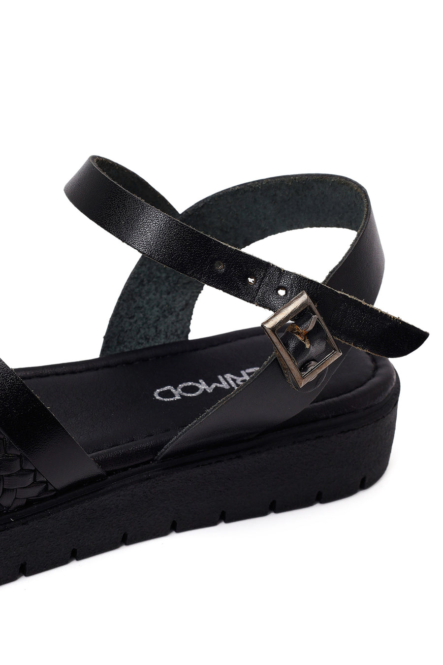 Woman Black Strappy Thick-Soled Braided Leather Bodrum Sandal