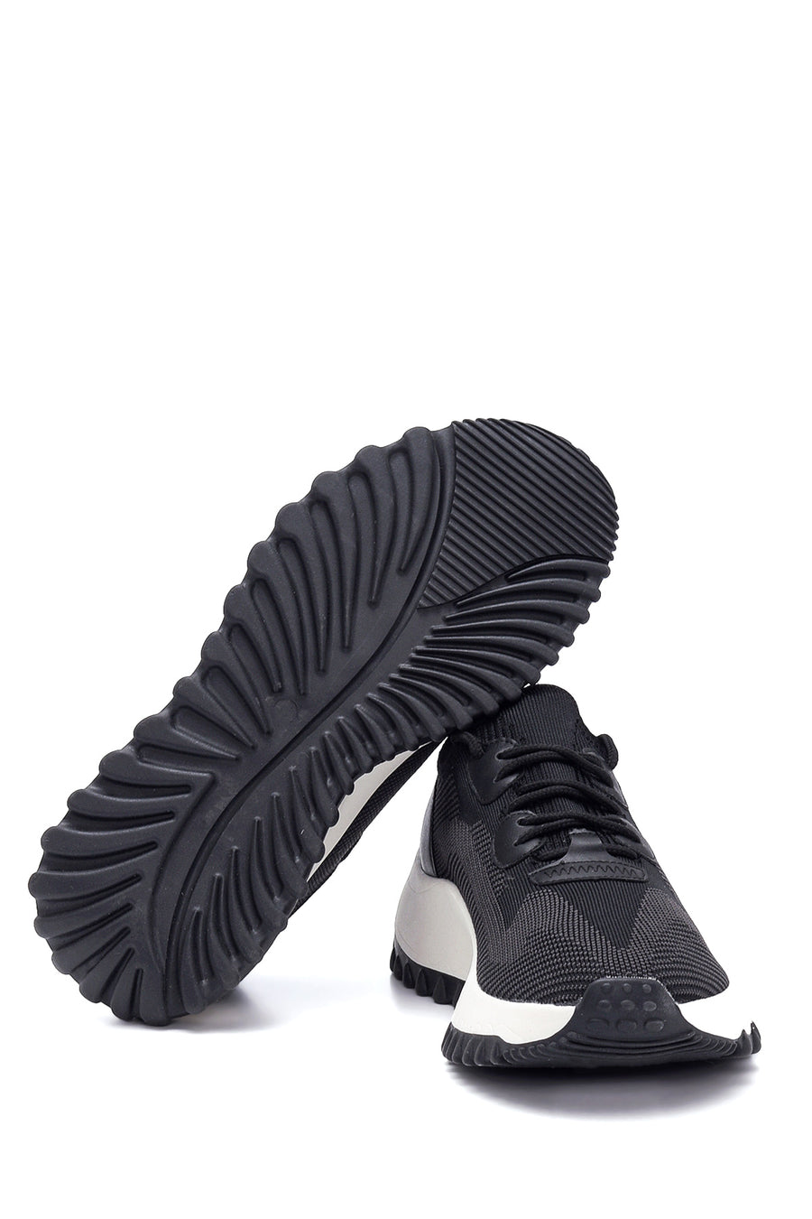 Men's Black Sneaker