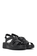 Woman Black Chunky-Soled Leather Comfort Sandals | Derimod