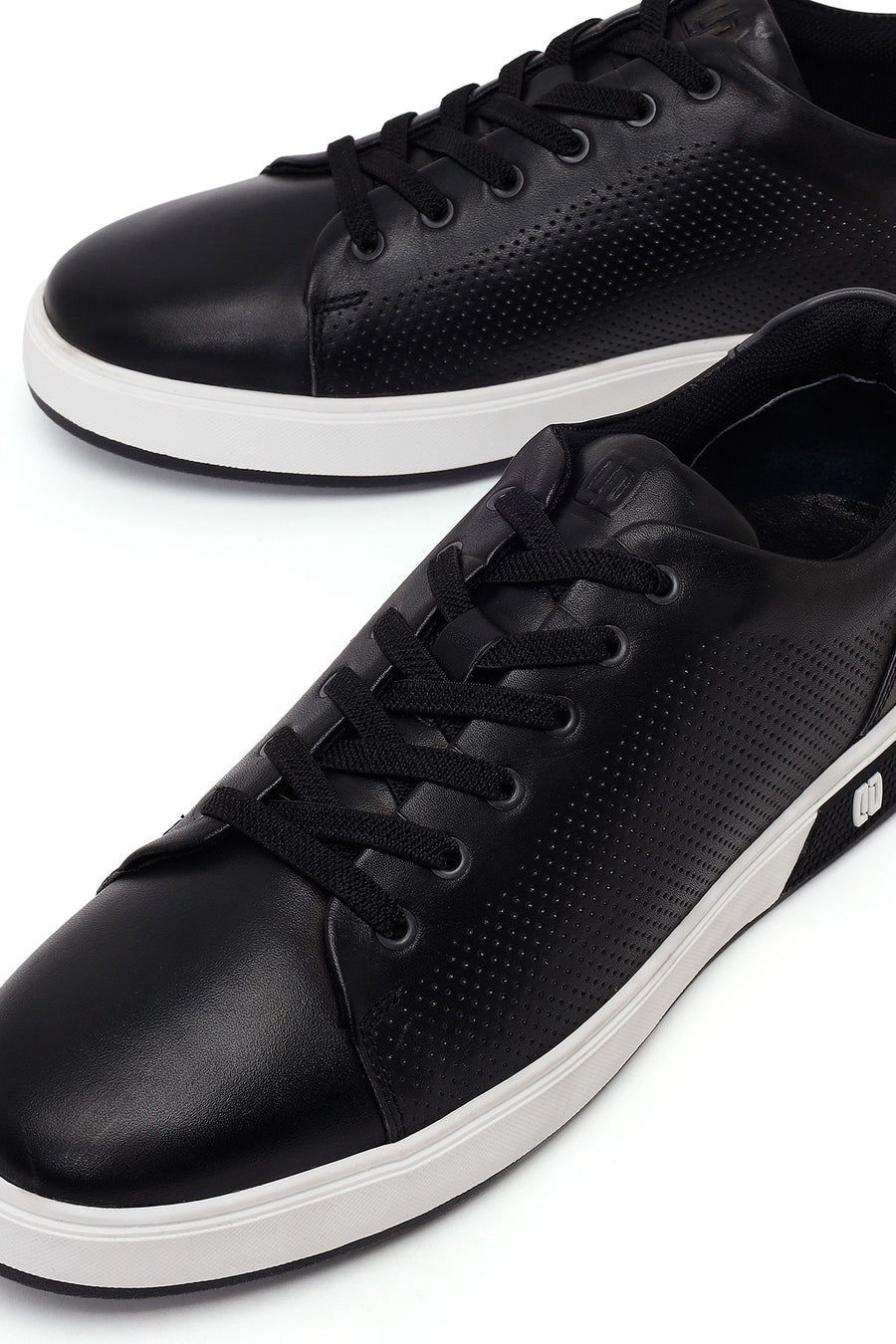 Erkek Siyah Bağcıklı Deri Sneaker