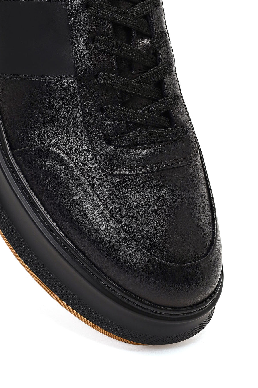 Men's Black Lace-Up Thick-Soled Leather Sneaker