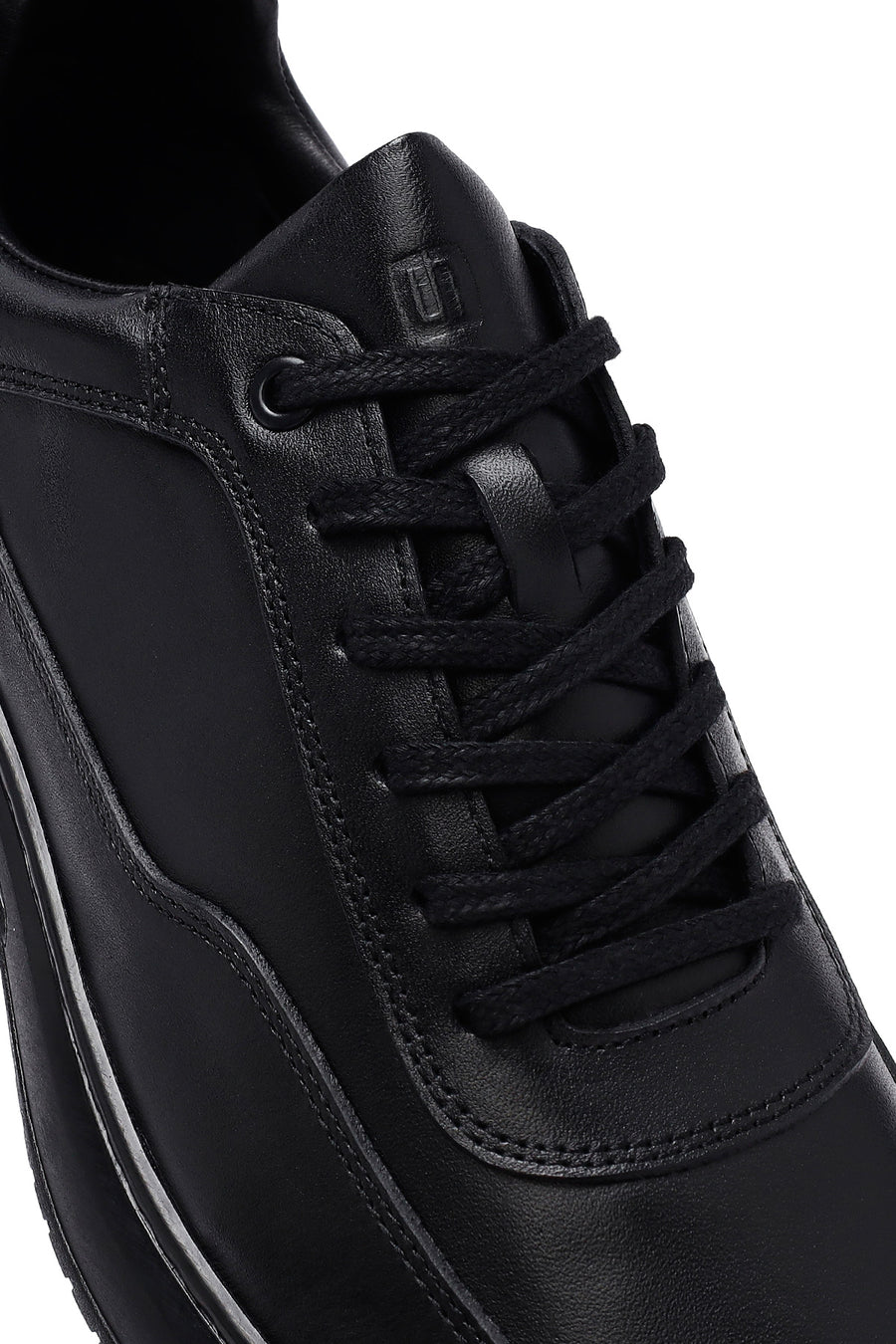 Men's Black Lace-Up Leather Casual Sneakers