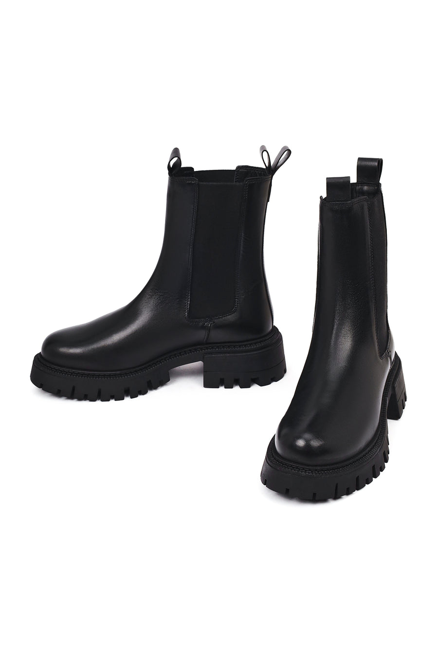 Woman Black Thick Sole Leather Chelsea Boots