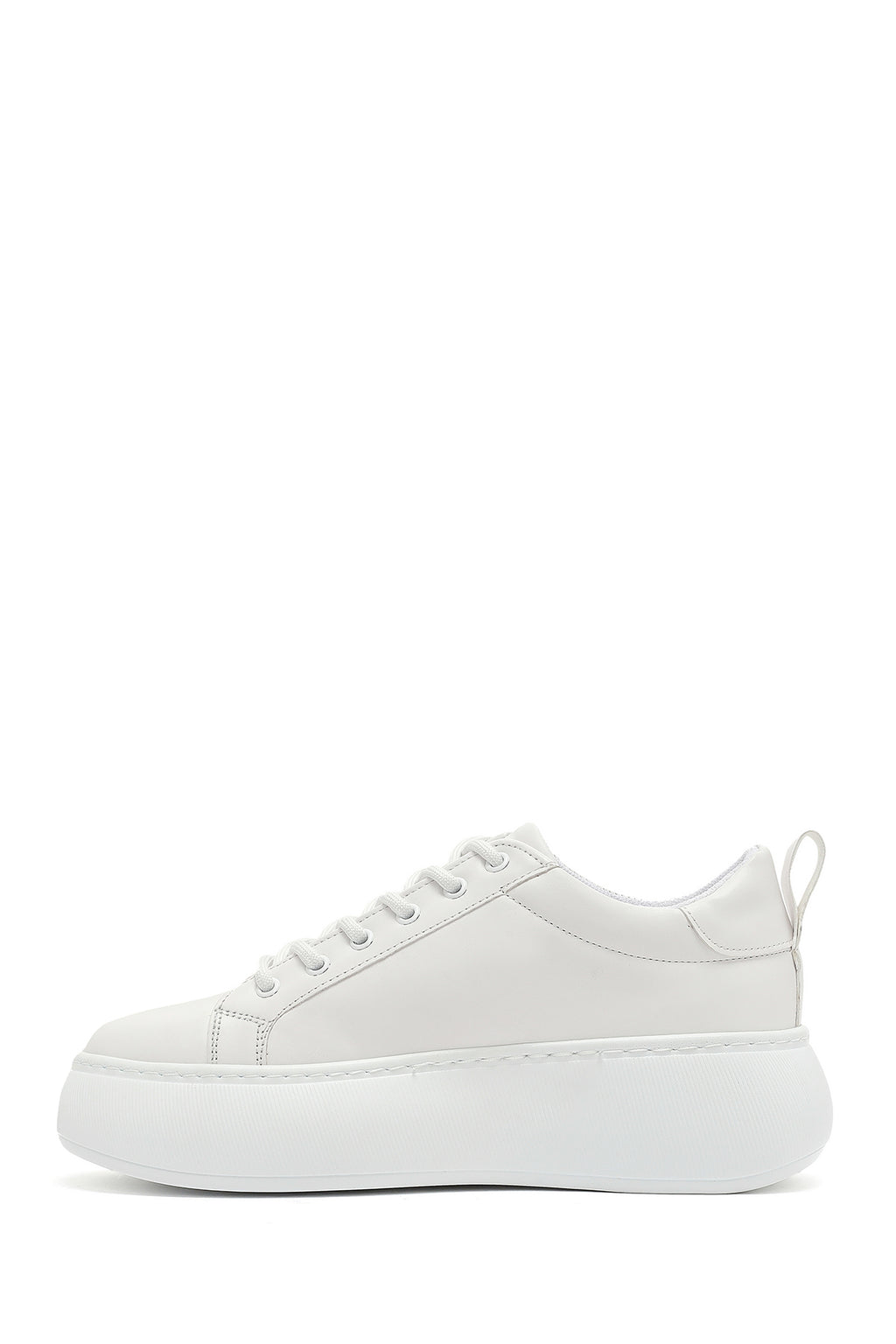 Kadın Beyaz Bağcıklı Kalın Tabanlı Sneaker