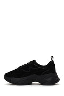 Kadın Siyah Bağcıklı Kalın Tabanlı Süet Deri Sneaker | Derimod