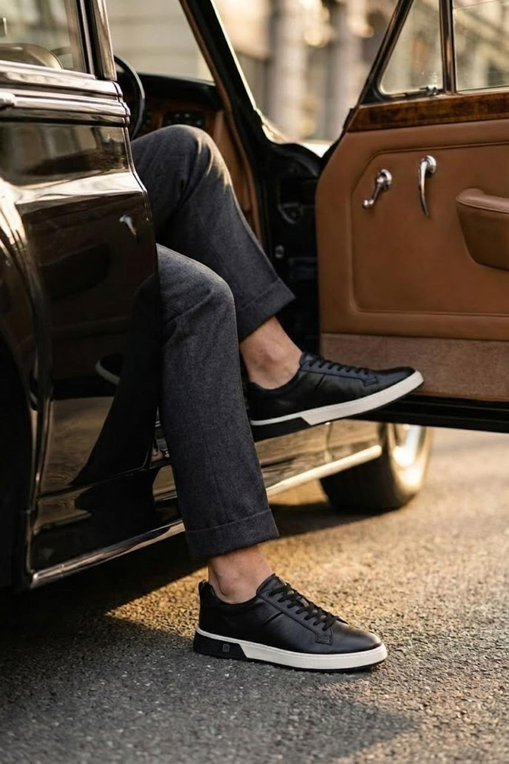 Erkek Siyah Bağcıklı Deri Sneaker