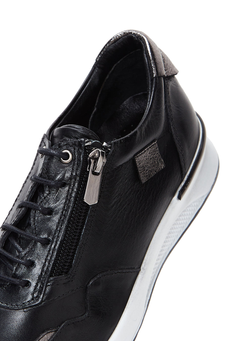 Women's Black Leather Sneaker