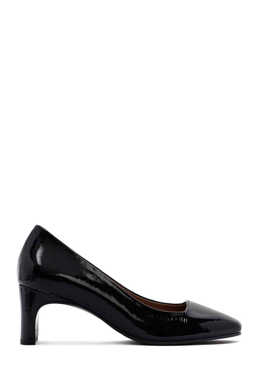 Woman Black Chunky Heels Leather Shoe 25AFD130716 | Derimod