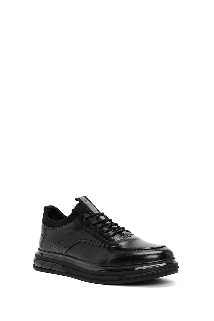 Men's Black Lace-Up Leather Casual Sneaker