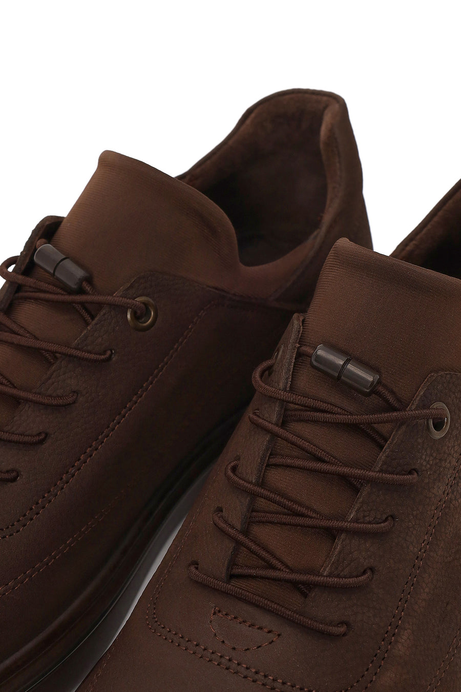 Erkek Kahverengi Bağcıklı Nubuk Deri Casual Sneaker