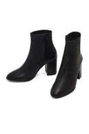 Woman Black Zip Closure Thick-Heeled Leather Boots | Derimod