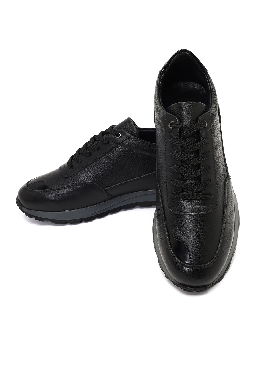 Men's Black Lace-Up Leather Casual Sneaker