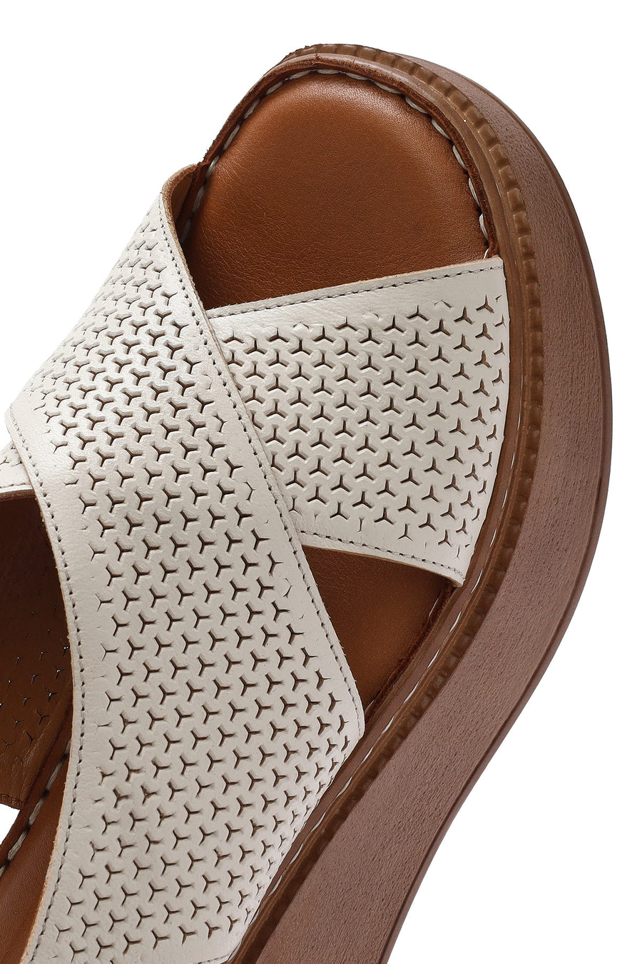 Women's Cream-Colored Ankle Buckle Platform Leather Comfort Sandals