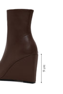 Woman Brown Zip Closure Wedge-Heel Boots | Derimod