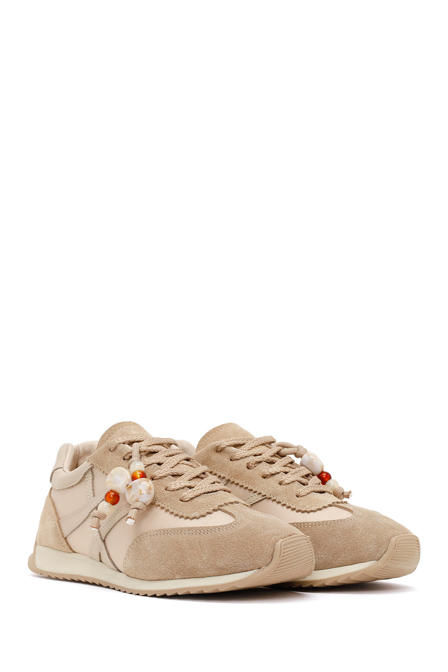 Woman Beige Lace-up Charm Leather Sneaker