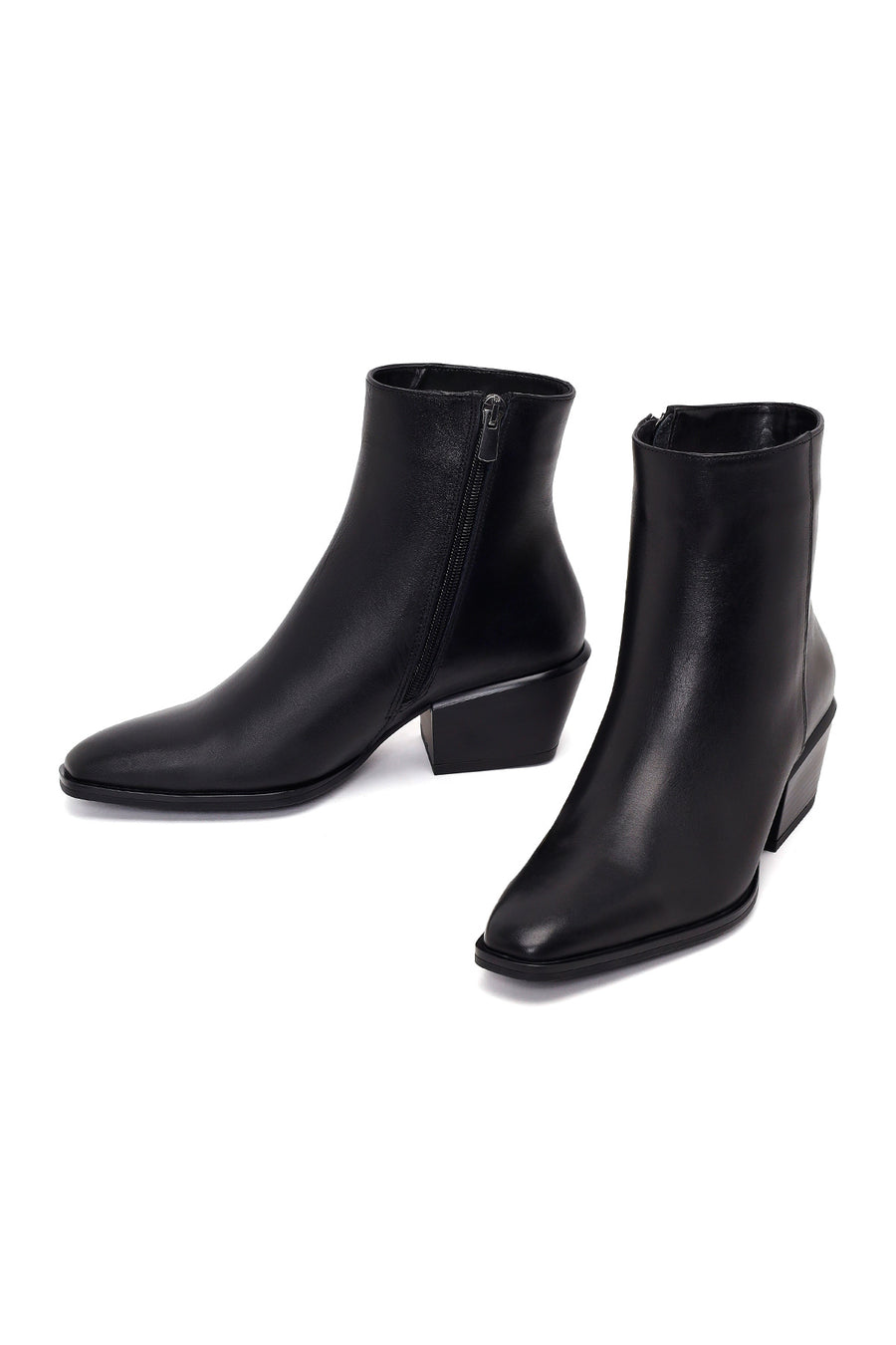 Woman Black Zip Closure Short Thick-Heeled Leather Cowboy Boots