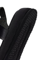 Kadın Siyah Tokalı Kalın Tabanlı Deri Sandalet | Derimod