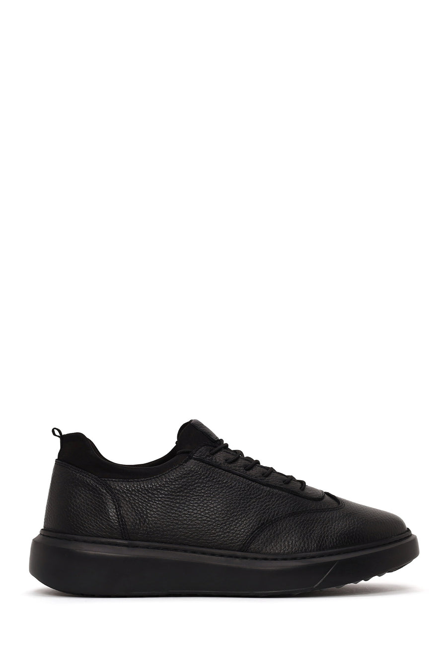 Erkek Siyah Bağcıklı Kalın Tabanlı Deri Sneaker WM630002DF | Derimod