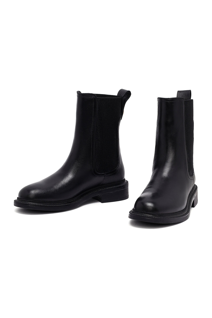 Women's Black Leather Chelsea Boot