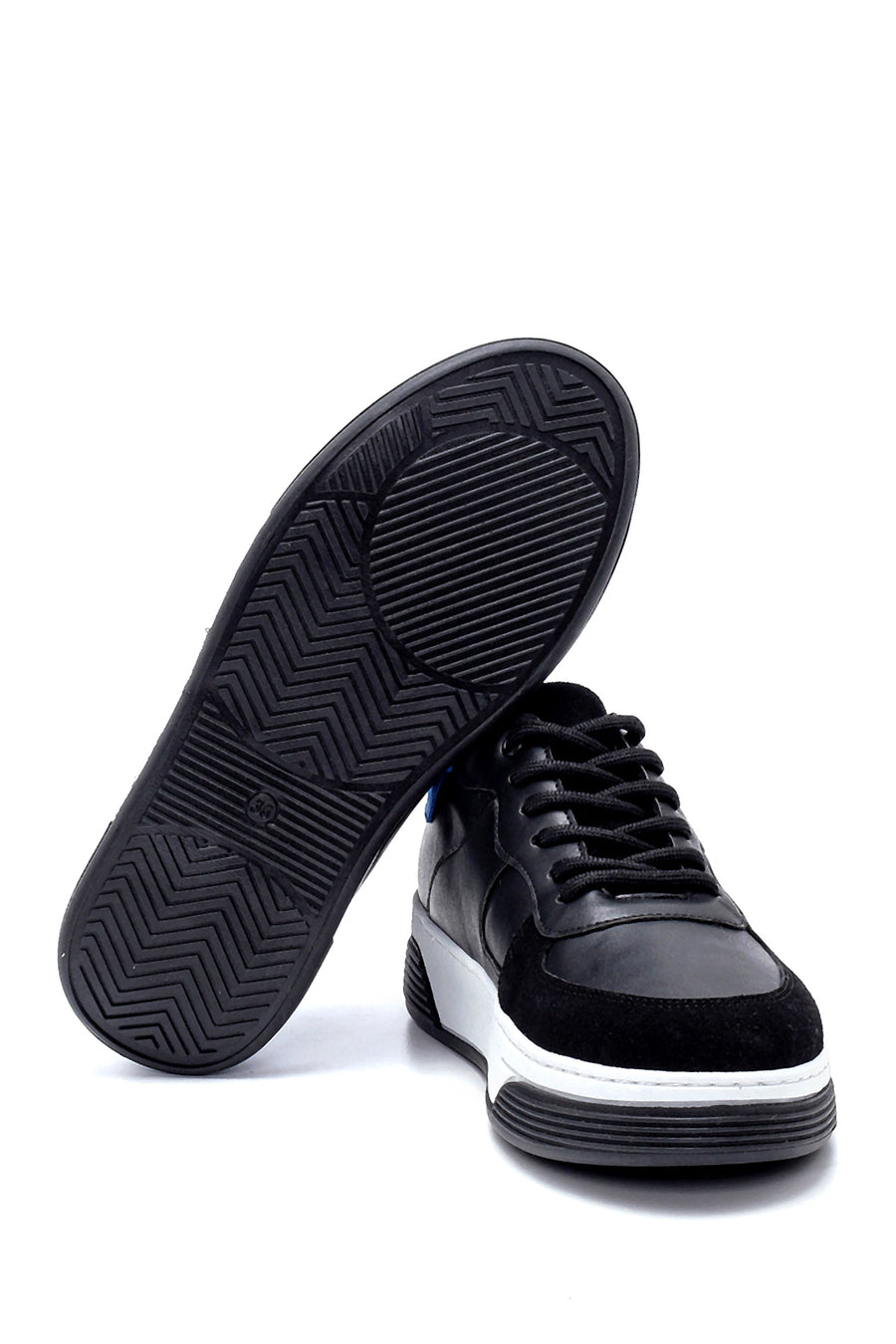 women sneakers